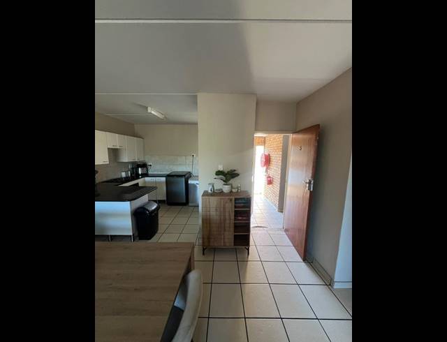 1 BEDROOM PROPERTY TO RENT IN WELTEVREDEN PARK